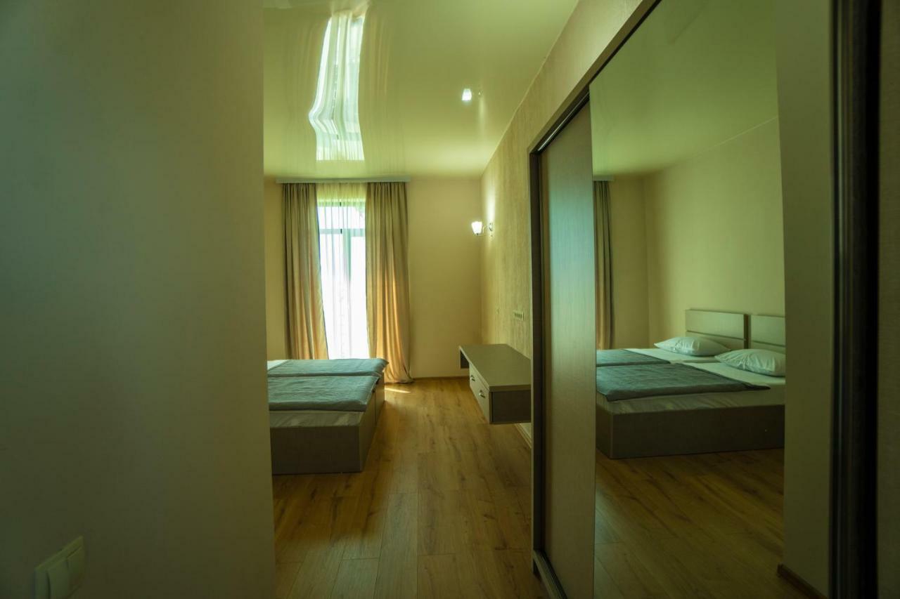 Twins Hotel Anaklia Bagian luar foto